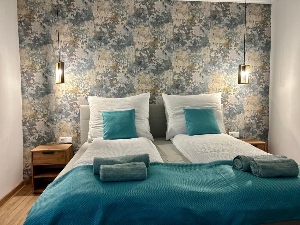 Rez Apartmanok Gyula Kültér fotó